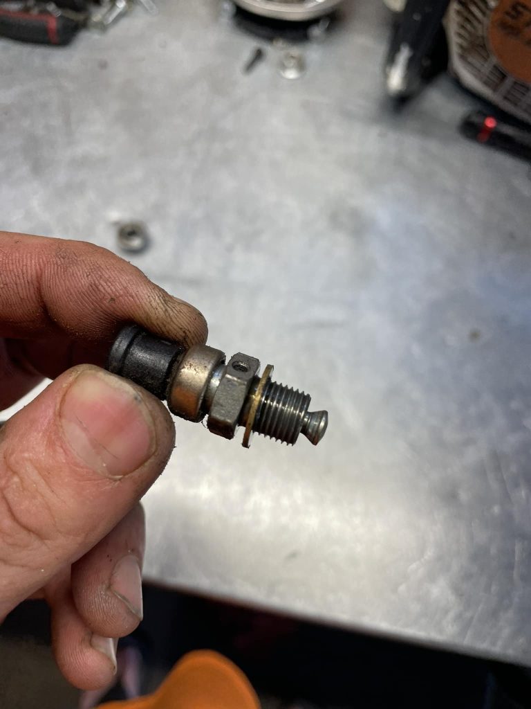 engine shakes and loss of power happens due to spark plug issues