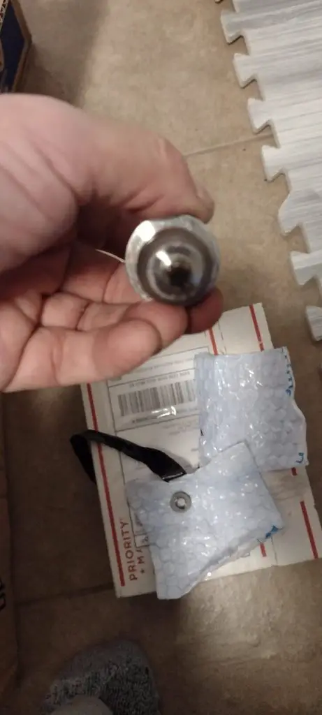 car hesitates and sputters during accelerating happens due to blocked fuel injector