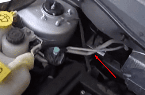 Start dispensing the refrigerant fluid into the AC