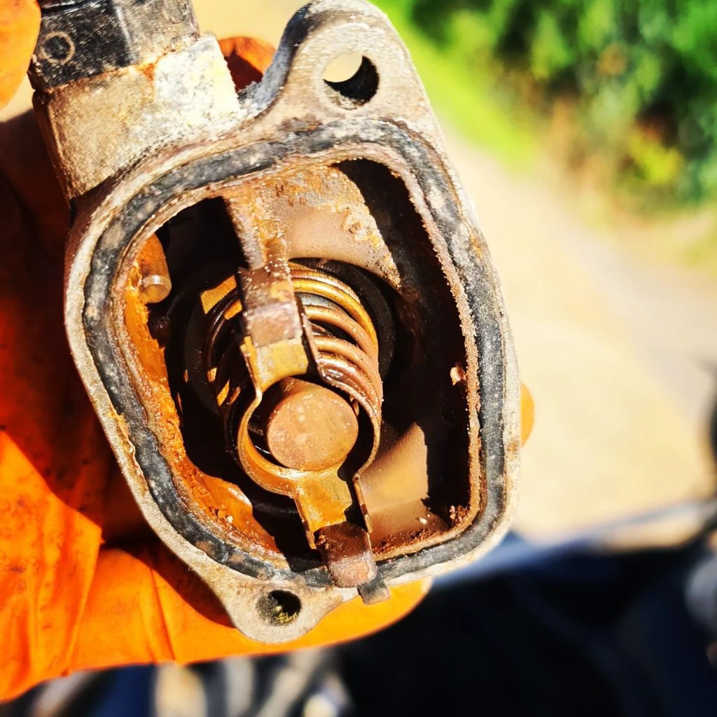 Car Overheats Only When Accelerating happens Due To Sticky Thermostat