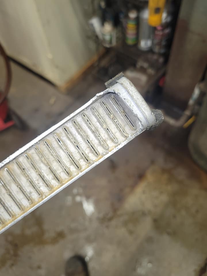 Car overheating happens due to clogged radiator