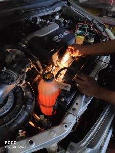Reasons And The Best Fixes Of Car Overheating Then Going Back To Normal