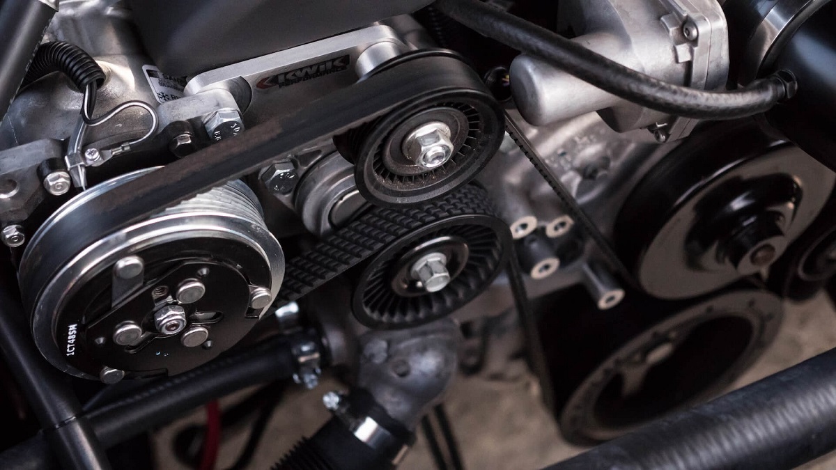 Decoding Transmission Humming Noise When Accelerating
